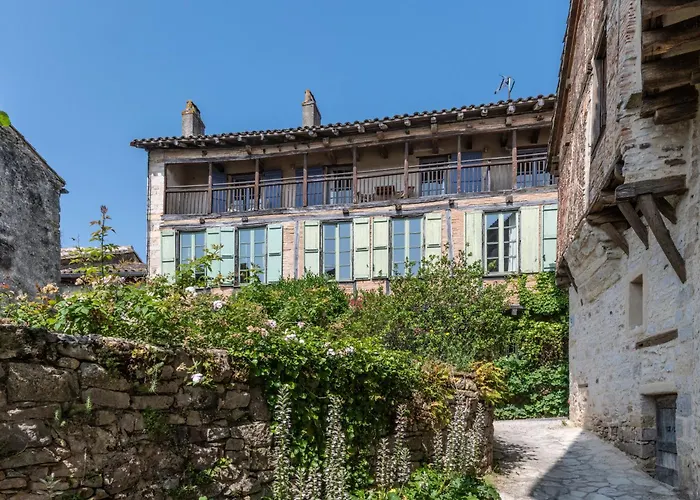 Des Hirondelles فندق مبيت وإفطار