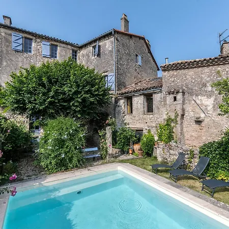 Des Hirondelles 3* Puycelci