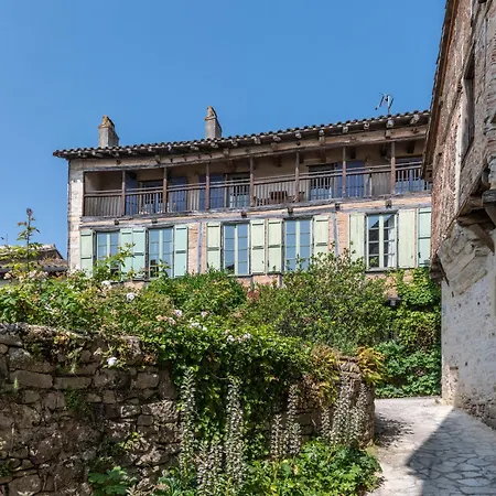 Des Hirondelles 住宿加早餐酒店