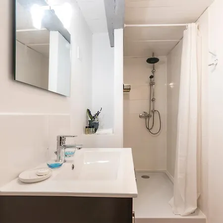 住宿加早餐酒店 Des Hirondelles Puycelci